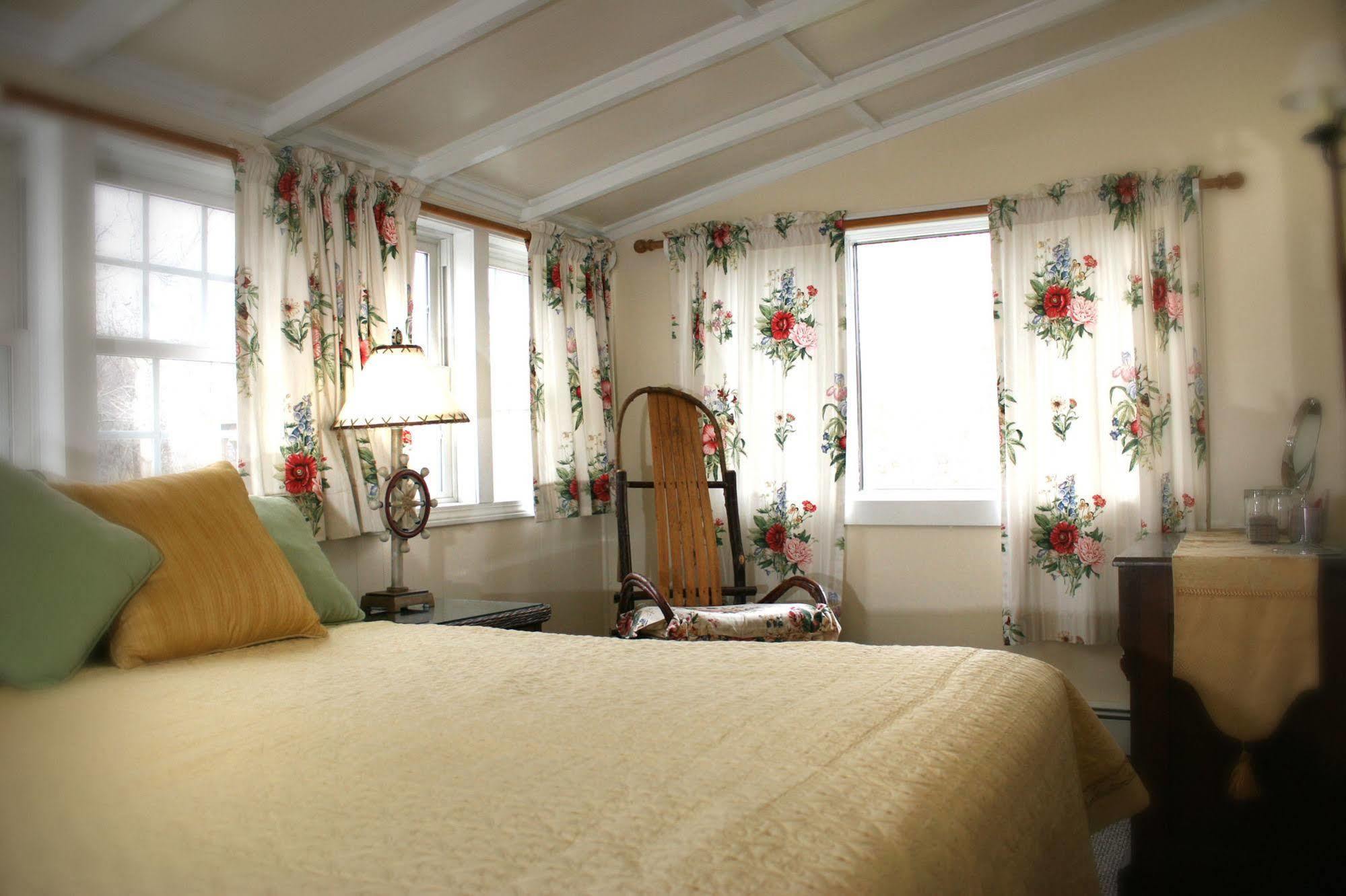 Lamb And Lion Inn Barnstable Eksteriør bilde